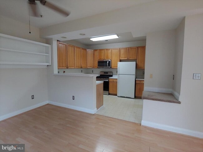 Building Photo - 814 Estuary Dr
