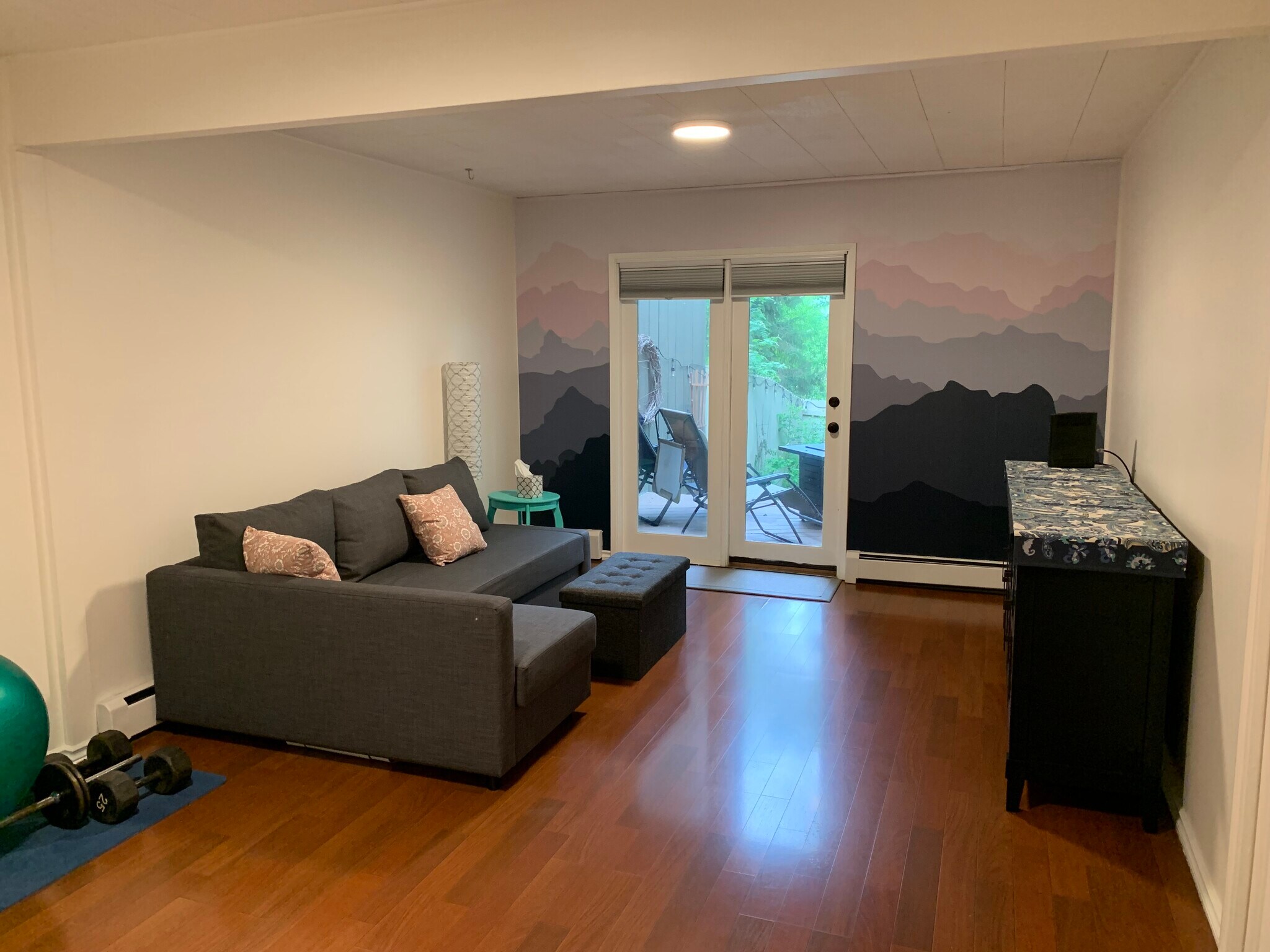 Building Photo - 2018 Stonegate Cir