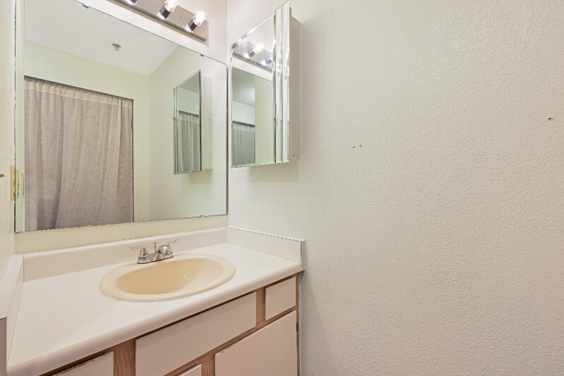 Building Photo - 12530 109th Ct NE