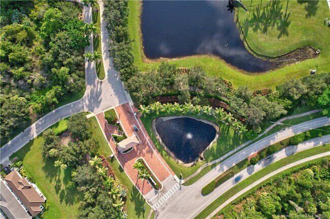 Building Photo - 149 Southeast Cor. Arno