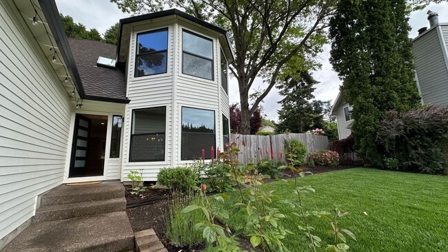 Building Photo - Exquisite 3 Bedroom, 3 Bath Home for Rent ...