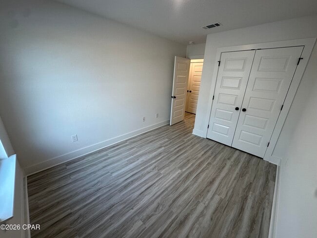 Building Photo - 280 Phillips Blf Ave