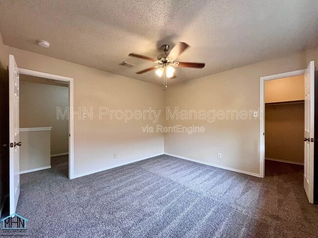 Building Photo - 8143 Chestnut Manor Dr