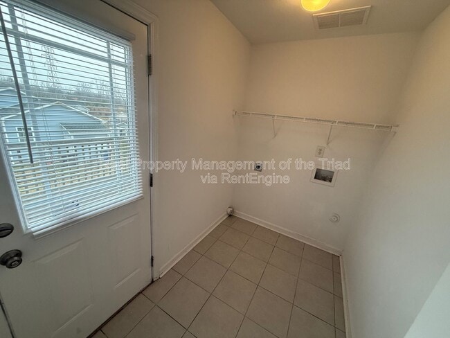 Building Photo - 509 Denny Dr