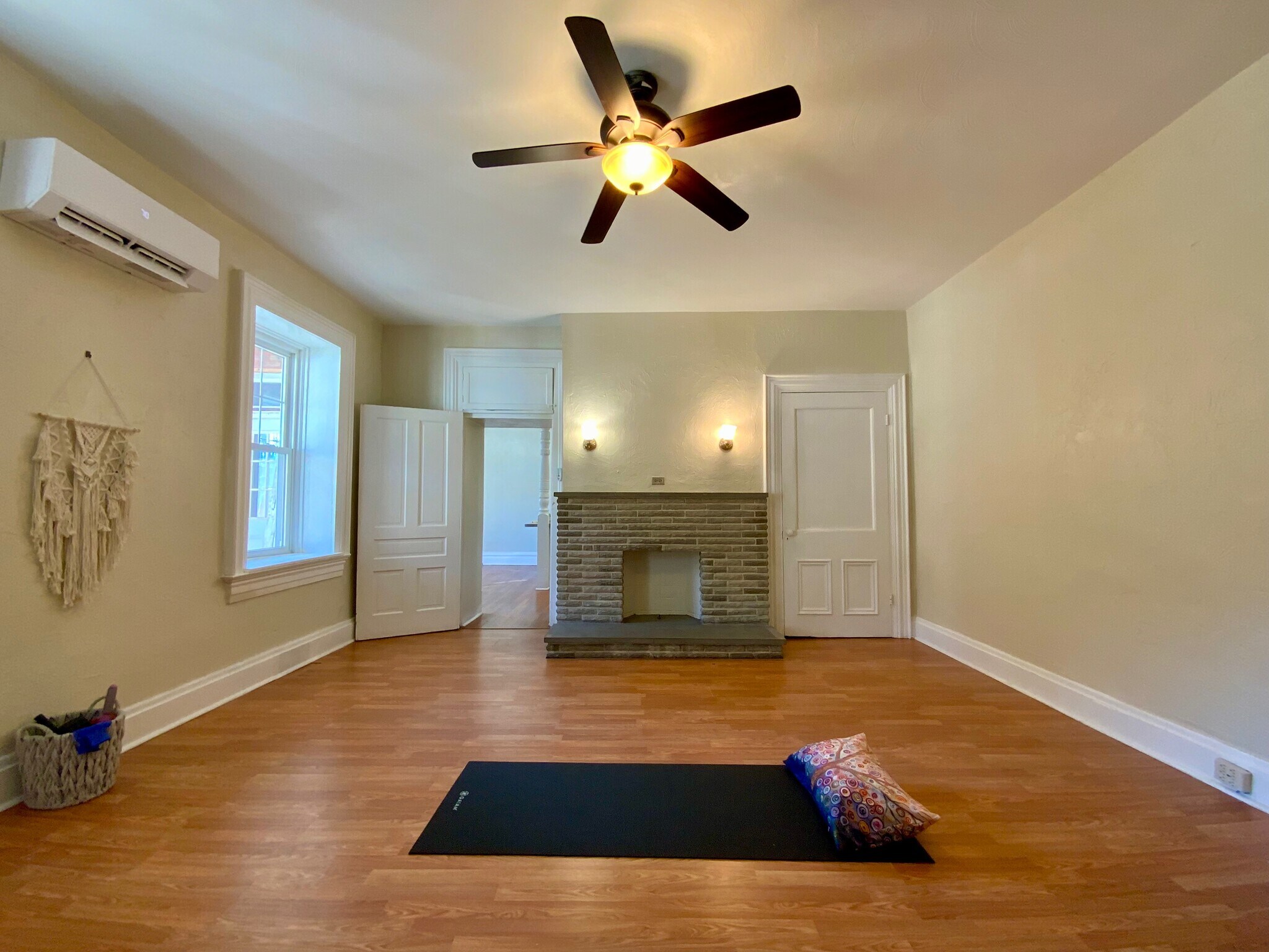 Building Photo - 87 Steuben St