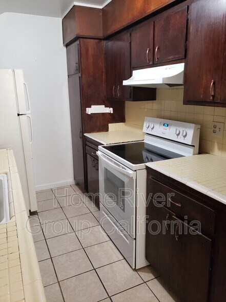 Building Photo - 100 Nedra Ct