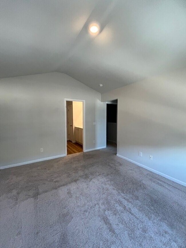 Building Photo - B6760 ( tenant break lease 5/12/26)