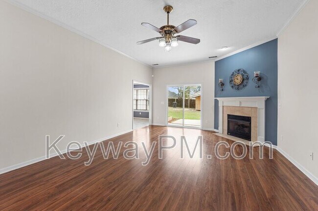 Building Photo - 435 St Julian Pl