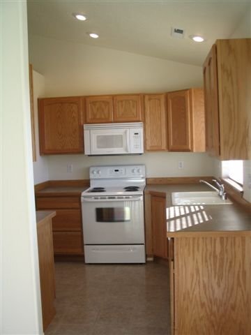 Building Photo - 1111 Edna St