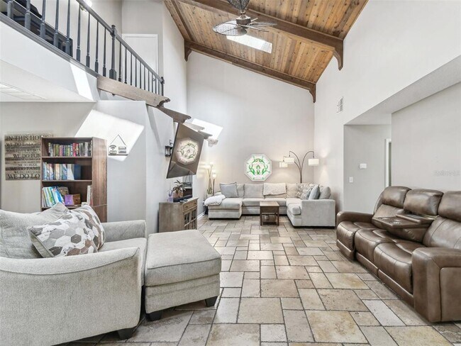 Building Photo - 6241 Bayside Dr
