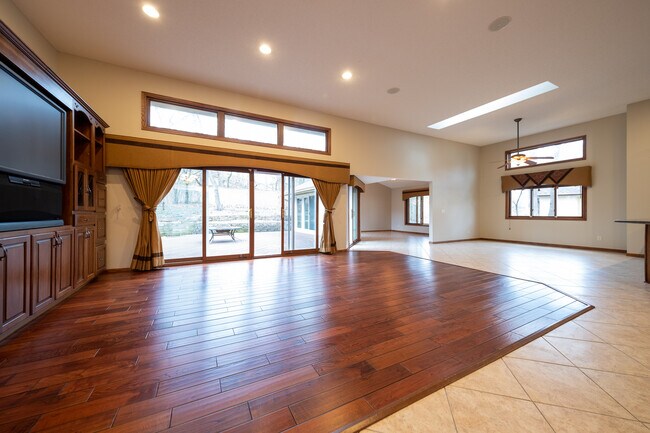 Primary Photo - 8414 134th St Ct