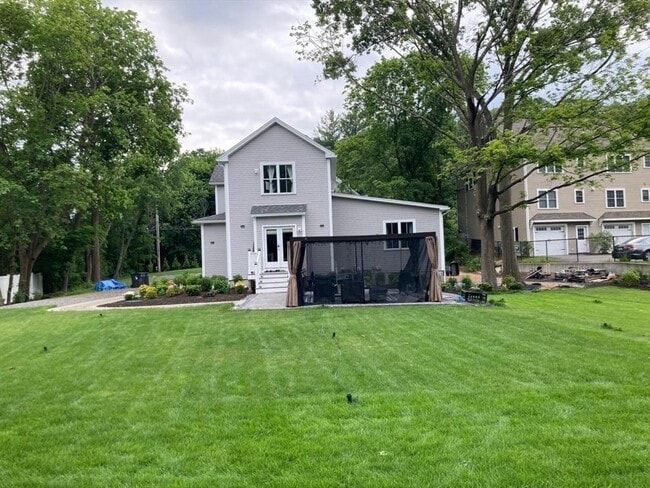 Building Photo - 279 W Central St