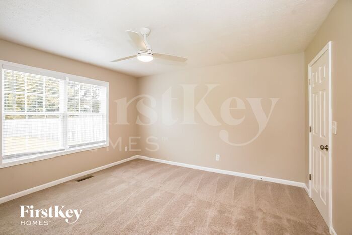 Building Photo - 3508 Clover Hill Dr
