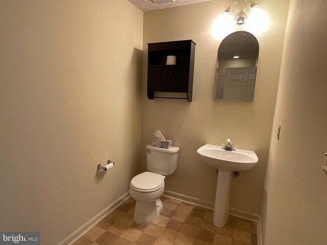 Building Photo - 2452 Apple Blossom Ln