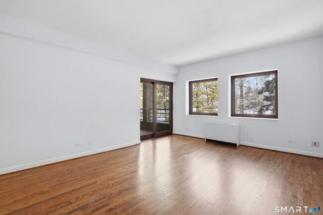 Building Photo - 1 Milbank Ave