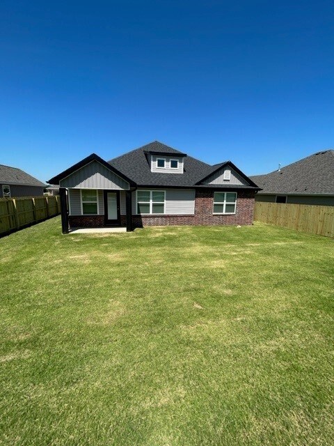 Building Photo - 510 Wagon Wheel Ave