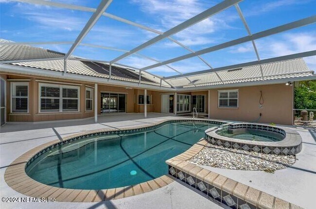 Building Photo - 405 Waterside Ln