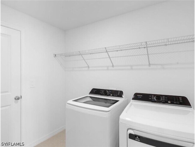 Building Photo - 17281 Cantu Ct