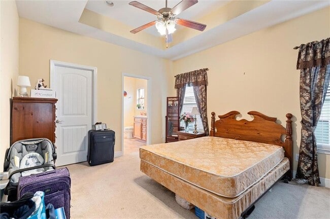 Building Photo - 2520 Bluebeard Ln