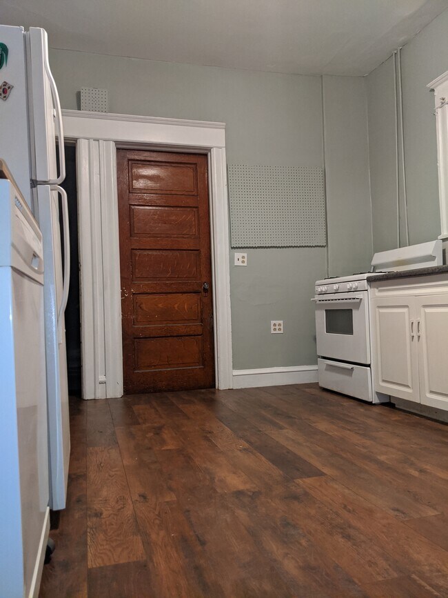 1322 Linden St 1322 Linden St Scranton PA 18510 Apartment Finder