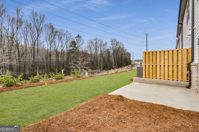 Building Photo - 5820 Flint Ln