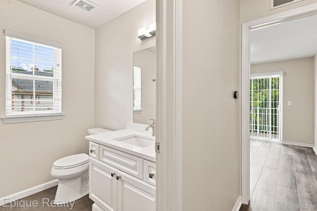 Building Photo - 3575 Tremonte Cir