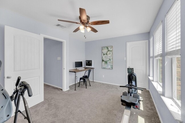Building Photo - 5812 Pescia St