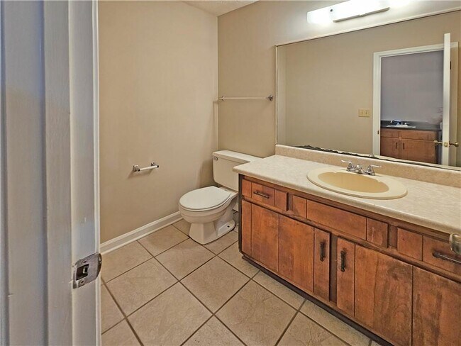Building Photo - 2752 Northwood Ct