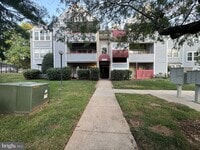 Building Photo - 13613 Sir Thomas Way