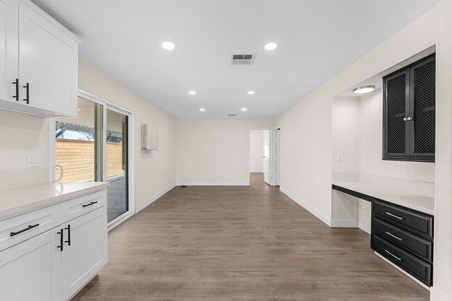 Building Photo - 33371 Tubac Trail