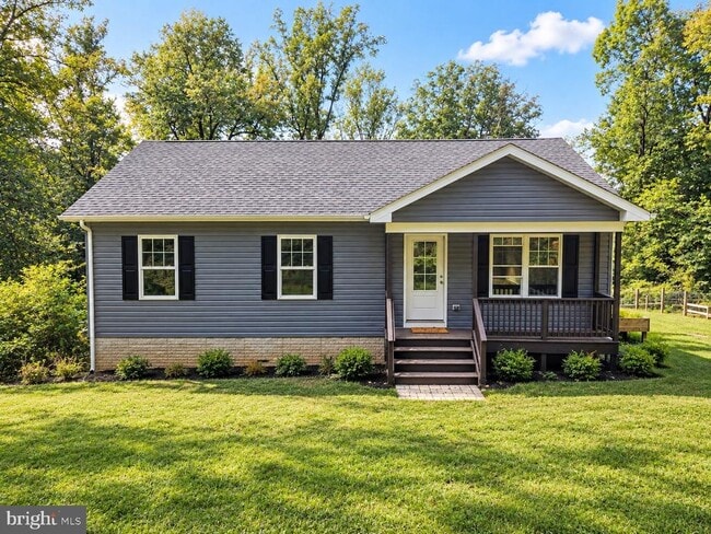 Building Photo - 210 Gayles Ln