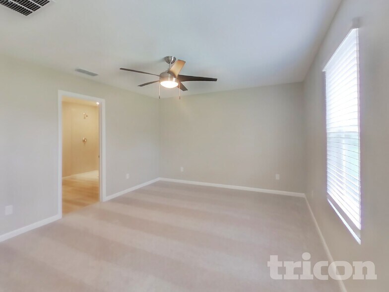 Building Photo - 2881 Grand Finale St