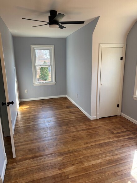 Building Photo - 1302 Hazel St