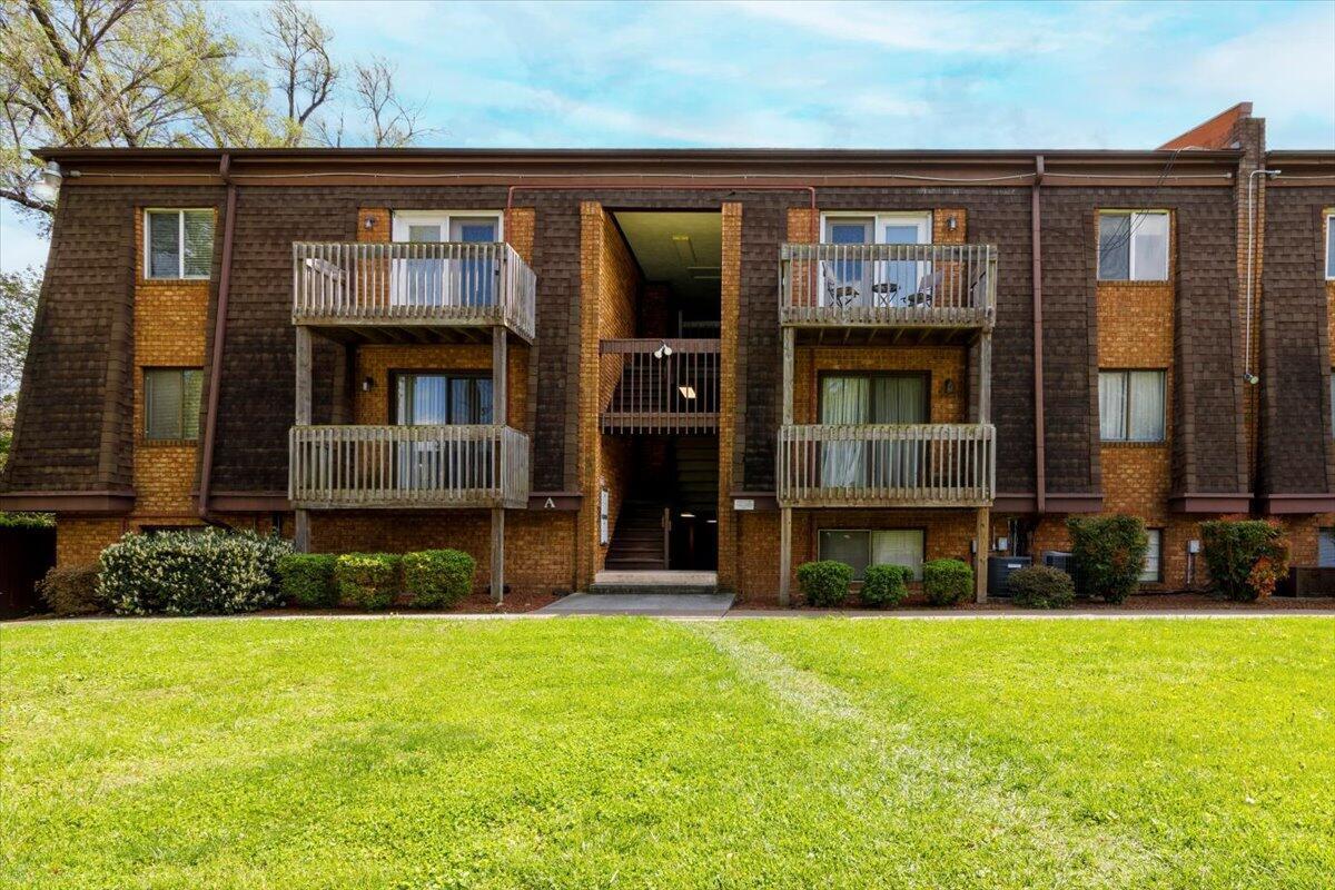 Building Photo - 2840 Colonial Ave SW