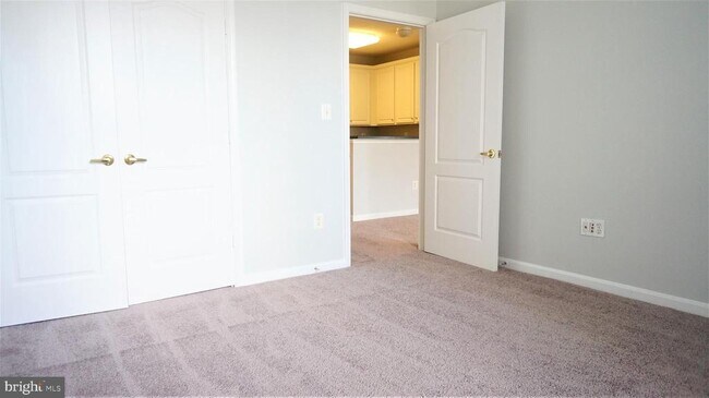 Building Photo - 12195 Abington Hall Pl