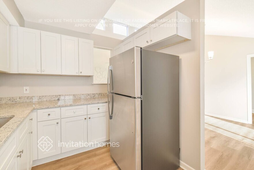 Building Photo - 7924 Park Vista Cir