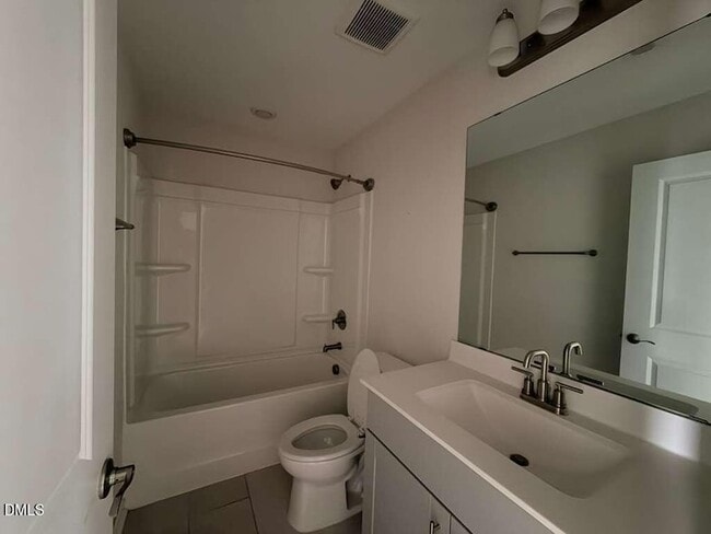 Building Photo - 7142 Stratified Ct