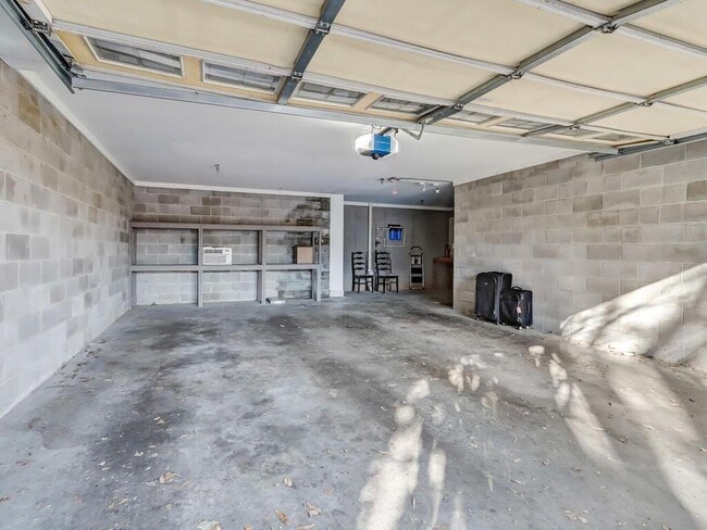 Building Photo - 1158 Ponce De Leon Ave NE