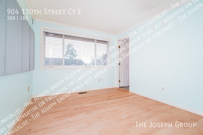 Building Photo - 904 130th St Ct E