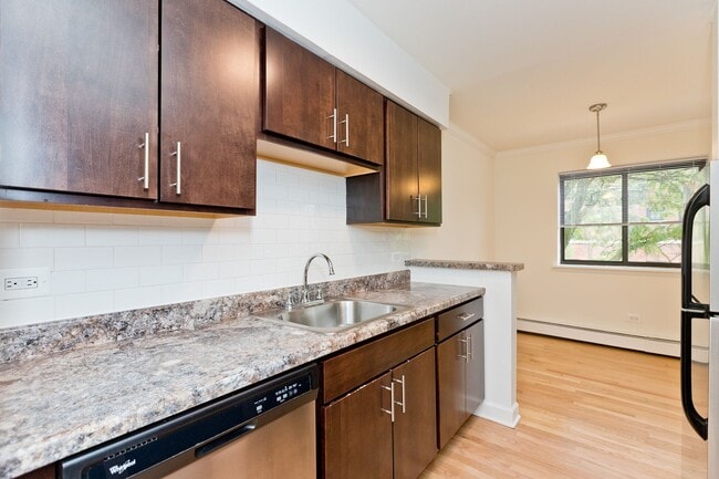 Building Photo - Catalpa Vista Apartments