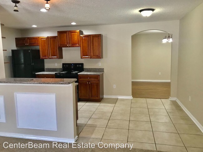 Building Photo - 4 br, 3 bath House - 9054 3rd avenue