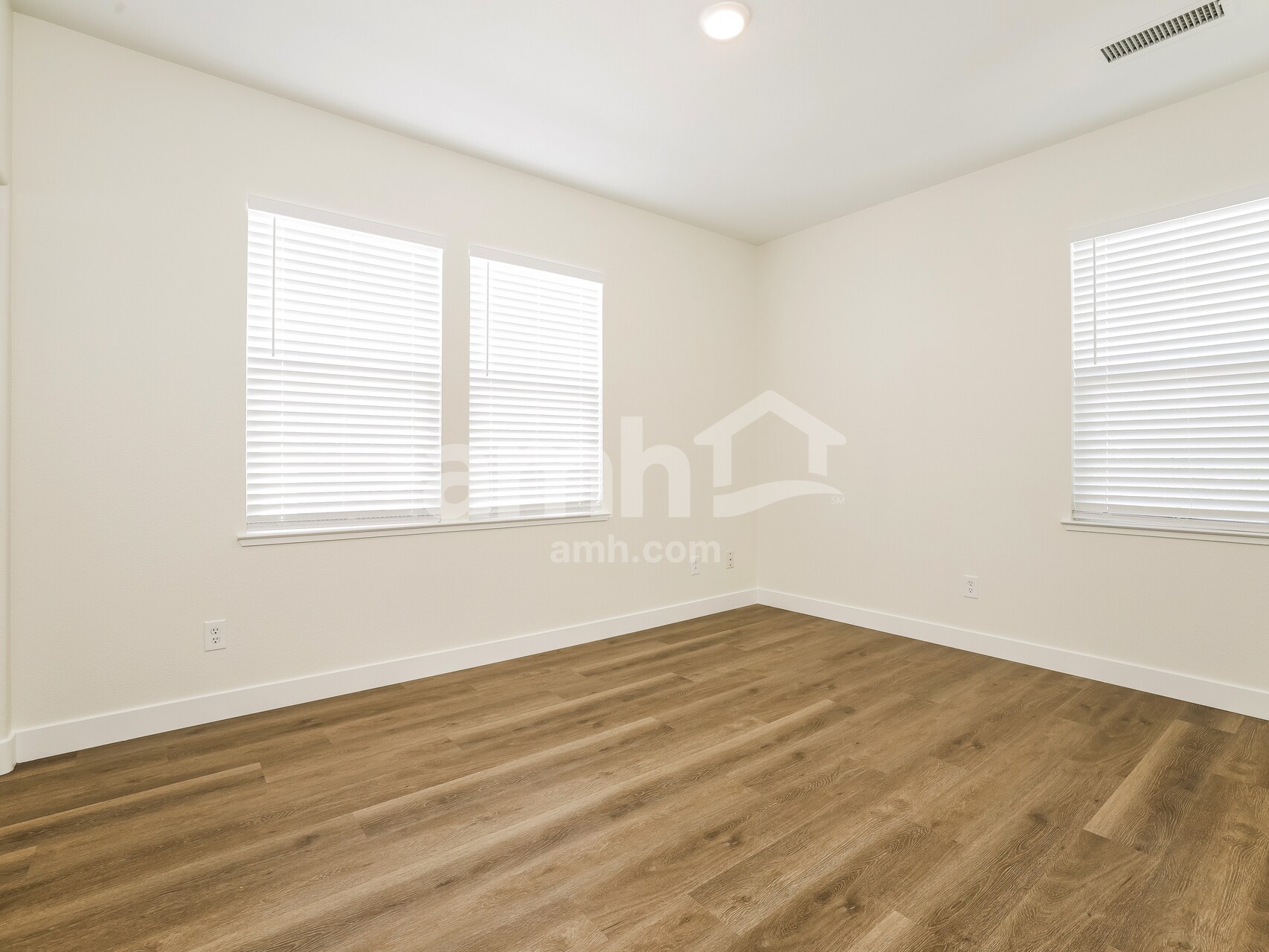 Building Photo - 7065 Sacred Cir