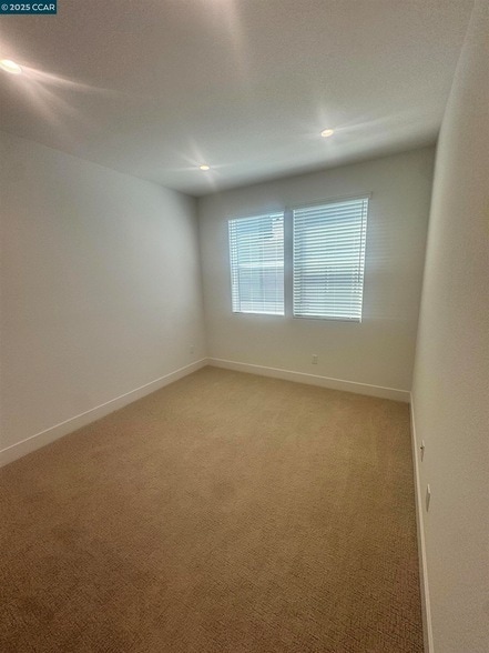 Building Photo - 5601 Linen Ct