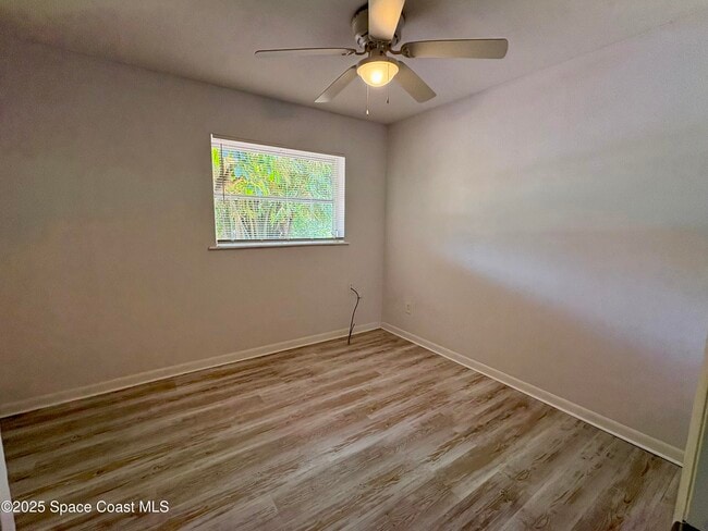 Building Photo - 620 Key Largo Dr S