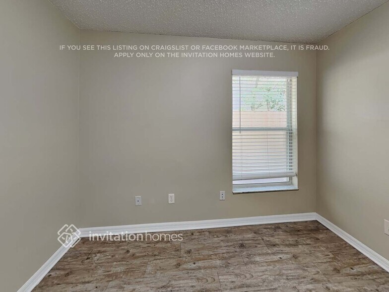 Building Photo - 1149 Cherry Valley Way