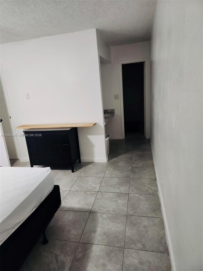 Building Photo - 4101 NW 26th St