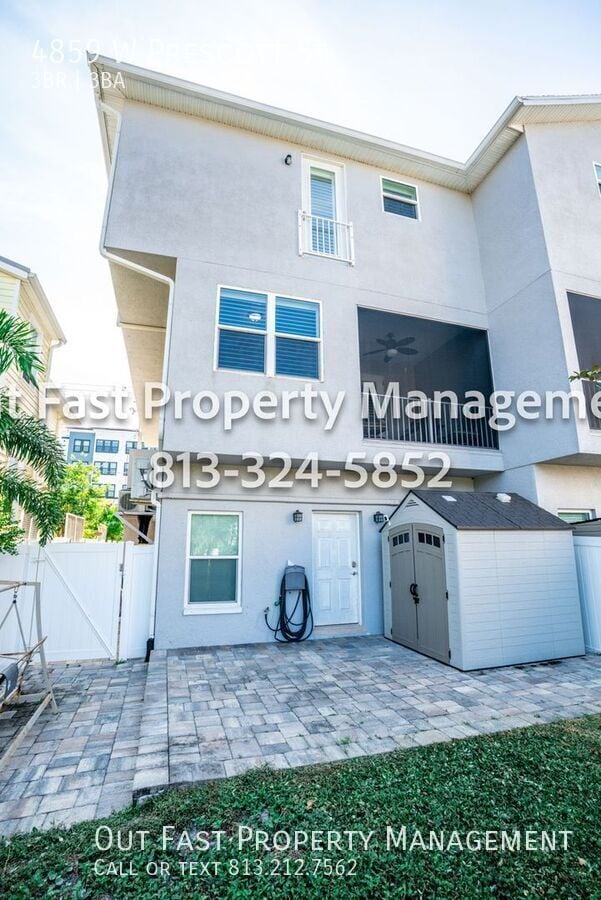 Building Photo - 4859 W Prescott St