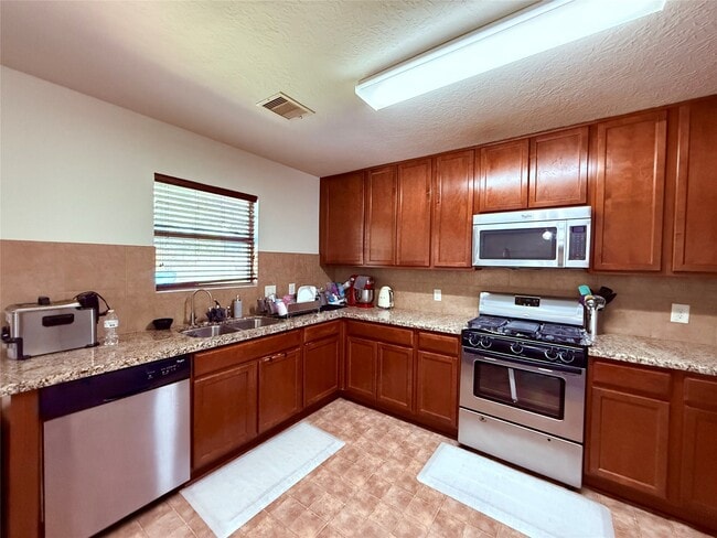 Building Photo - 503 Remington Green Ct