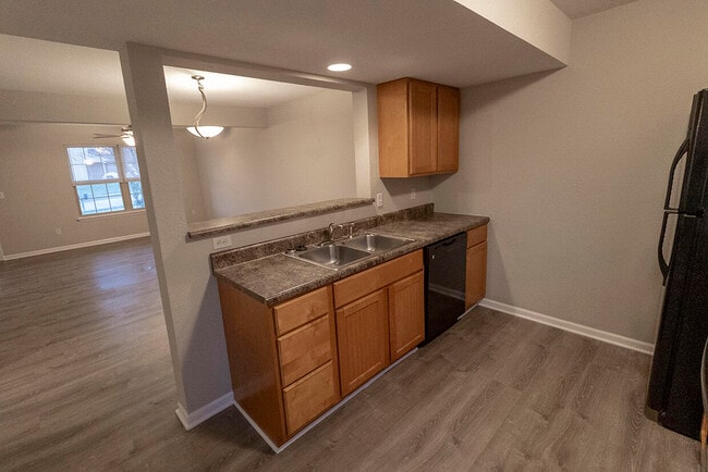 Building Photo - 3910 Snowy Owl Dr