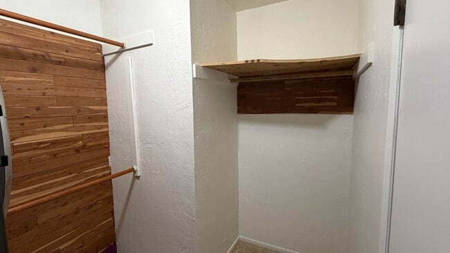 Building Photo - Concord Beautiful 1 bedroom 1 bathroom ADU updated kitchen, 2 car parking, fresh paint